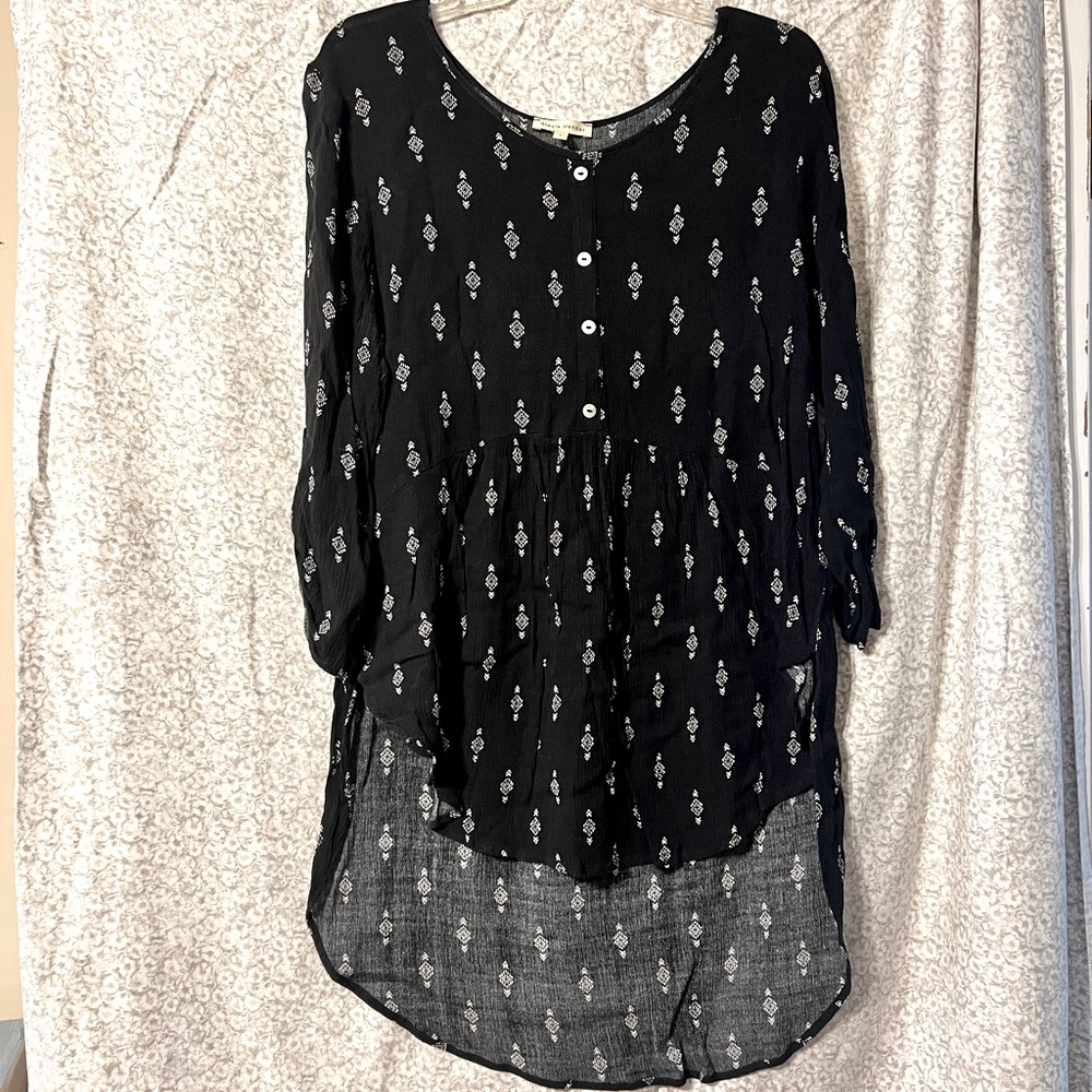 Black High-Low Tunic with White Aztec Pattern
